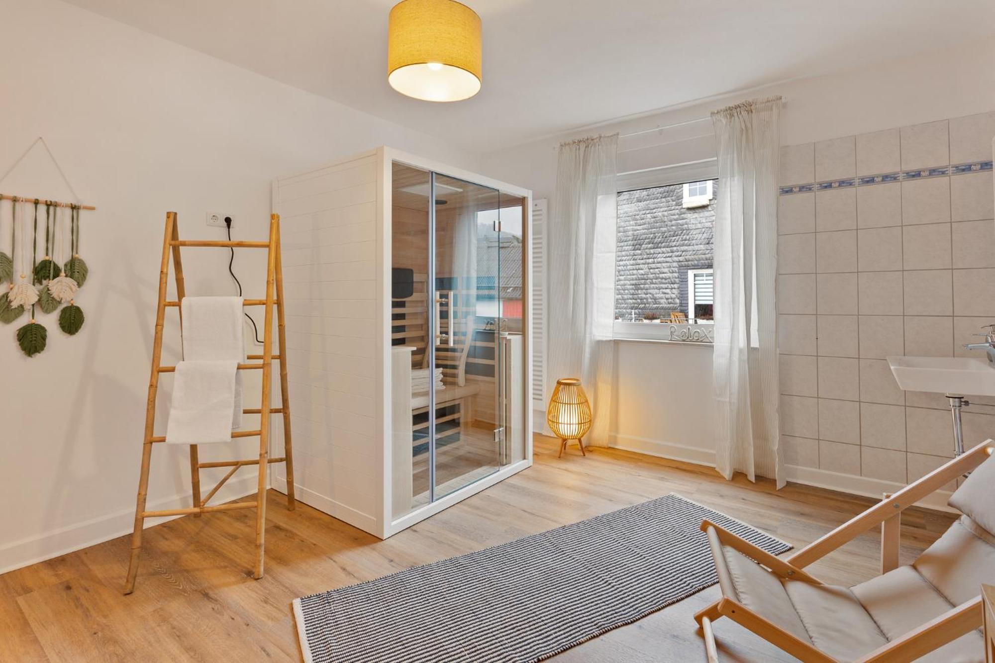 Gipfelstuermer Winterberg-Niedersfeld Mit Infrarotsauna, Yoga, Netflix, Wlan Экстерьер фото